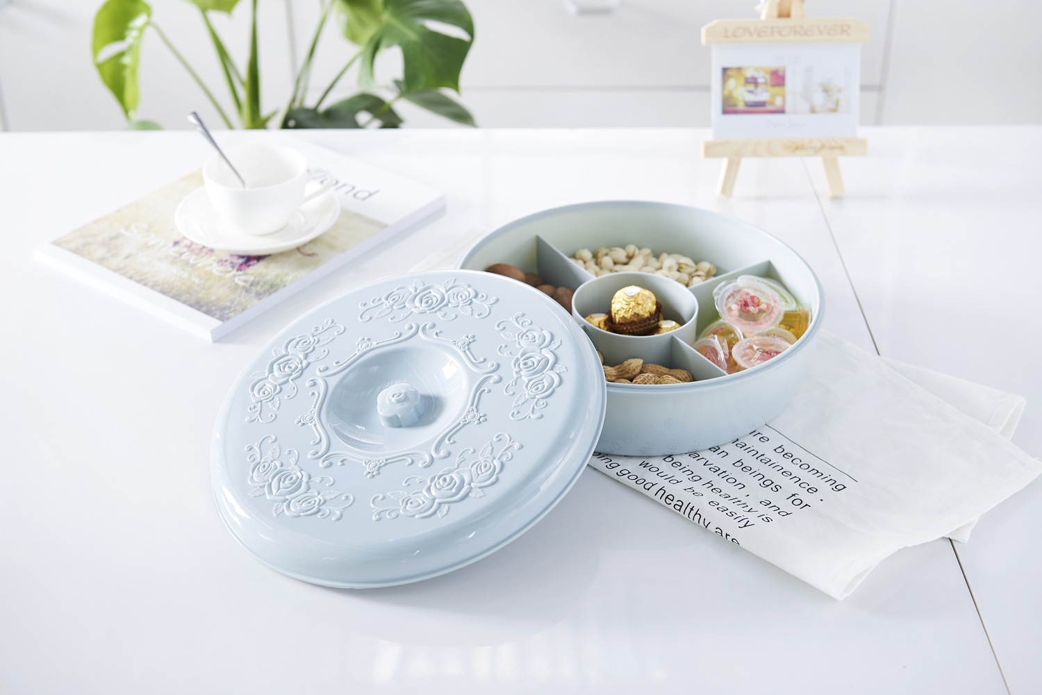 Wedding Gifts Household Grid round with Lid Candy Box Living Room Plastic Combination Dried Fruit and Melon Seeds Fruit Plate