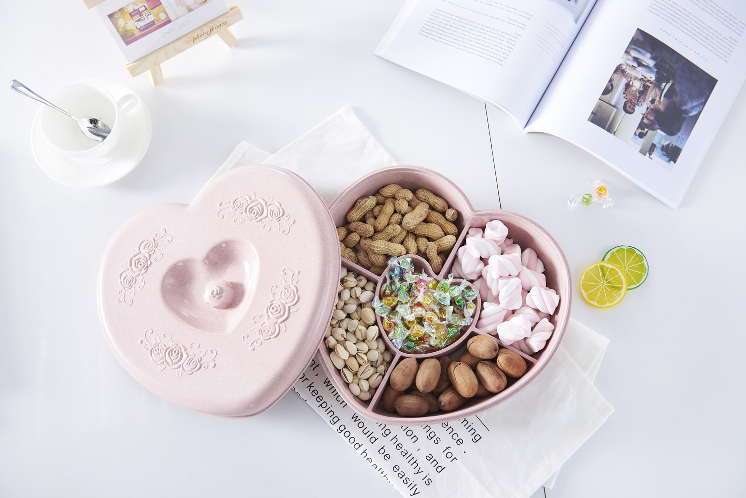 Wedding Gifts Household Grid round with Lid Candy Box Living Room Plastic Combination Dried Fruit and Melon Seeds Fruit Plate