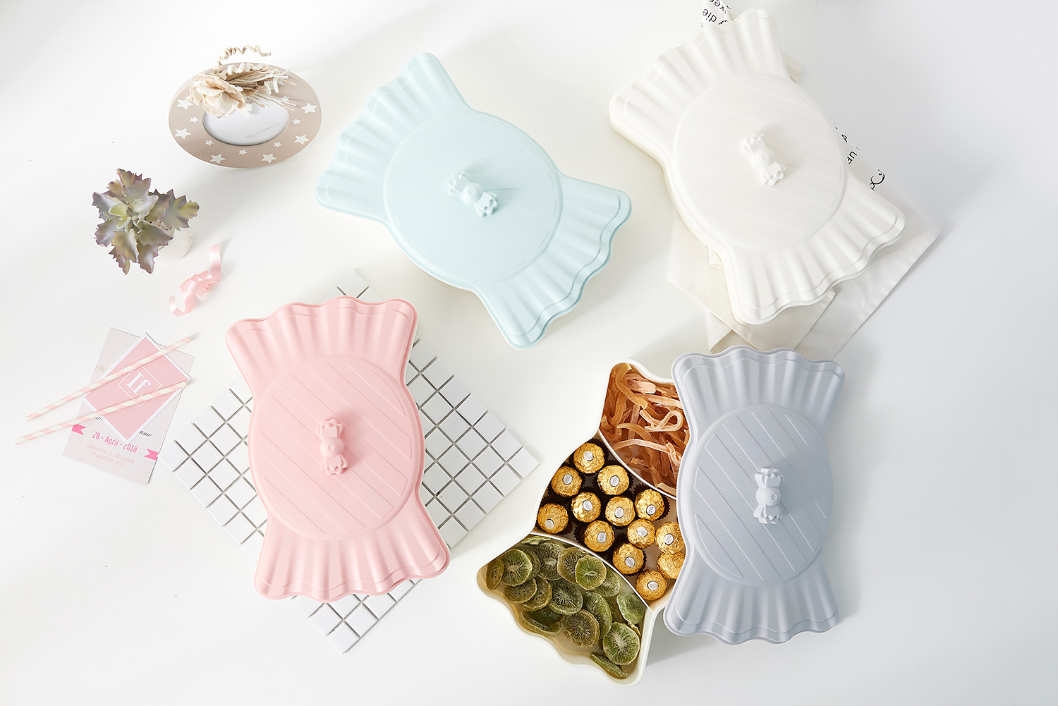 Modern Creative Dried Fruit Box Grid with Lid Nut Box Candy Box Household Living Room Coffee Table Melon Seeds Snack Dried Fruit Plate Modern Creative Dried Fruit Box Grid with Lid Nut Box Candy Box Household Living Room Coffee Table Melon Seeds Snack Dried Fruit Plate