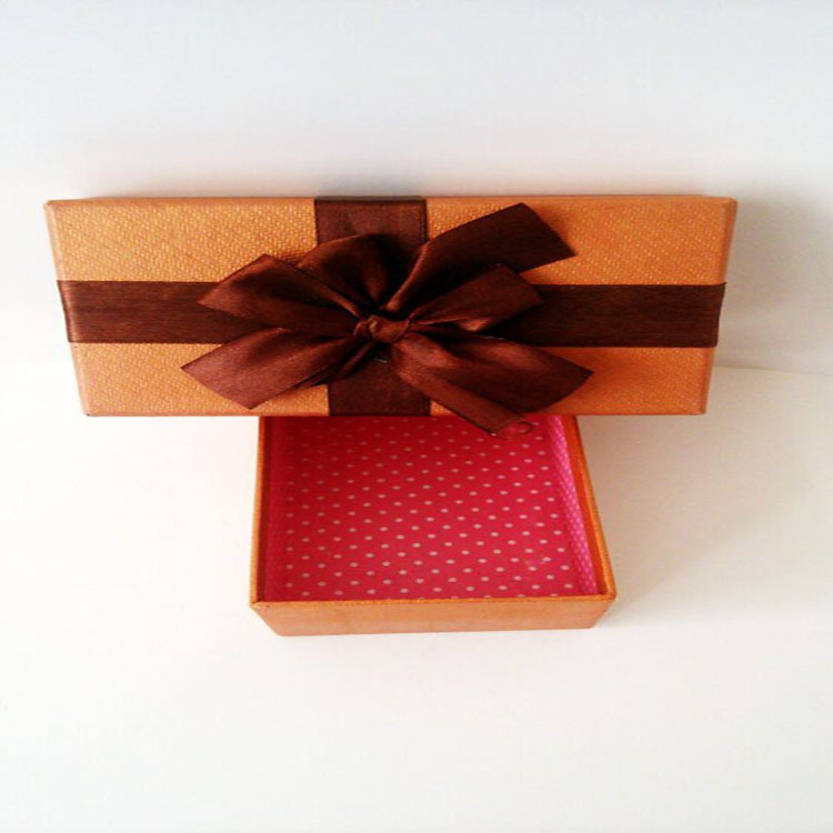 Custom candy box tiandi cover gift box special paper gift box sent to his girlfriend high-quality color printing box