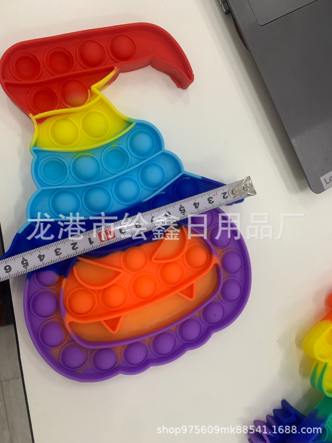 New Christmas Series Deratization Pioneer Toy Christmas Tree Hat Gloves Pressing Bubble Educational Silicone Toy