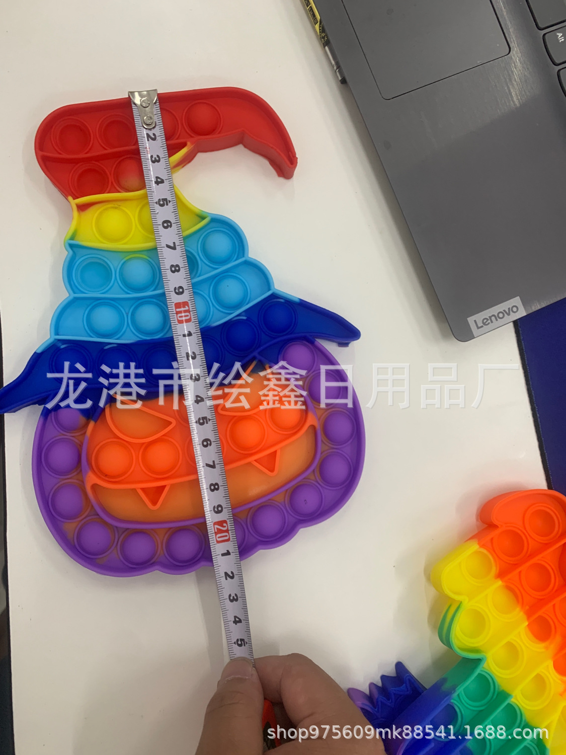 New Christmas Series Deratization Pioneer Toy Christmas Tree Hat Gloves Pressing Bubble Educational Silicone Toy