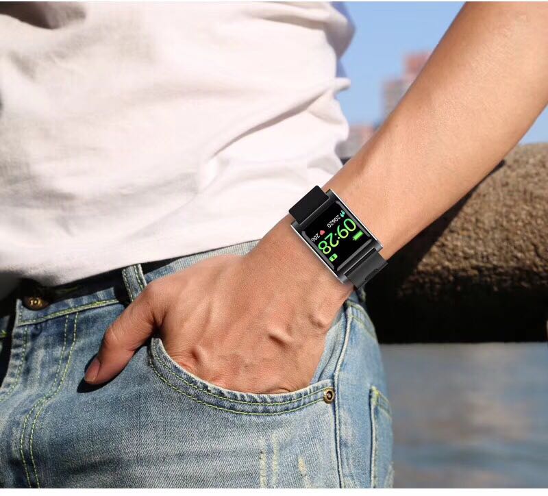 New! Metal Body, Curved Design, More Fit the Wrist, Large Color Screen! 45 Days Standby! I