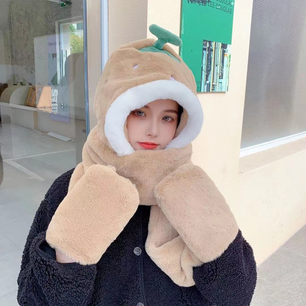Animal Hat Three-Piece Strawberry Warm, Soft, Comfortable, Beautiful and Elegant