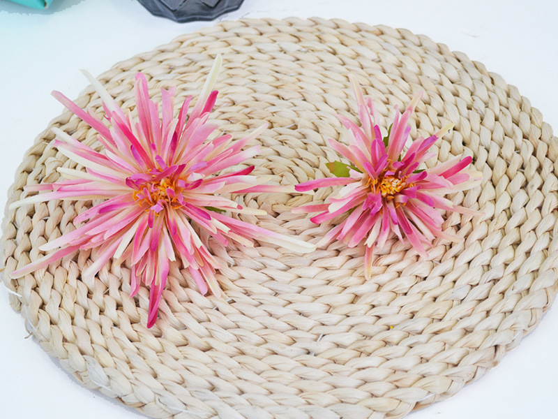 Factory Wholesale Artificial Flower Head Garland Floral Accessories Imperial Concubine Chrysanthemum Flower Headdress for Han Chinese Clothing Flower Delivery Artificial Chrysanthemum Factory Wholesale Artificial Flower Head Garland Floral Accessories Imperial Concubine Chrysanthemum Flower Headdress for Han Chinese Clothing Flower Delivery Artificial Chrysanthemum