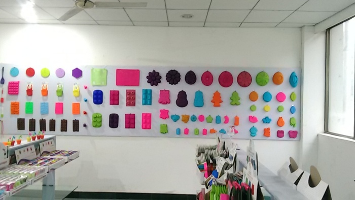 Silica gel plug hat shaped wine bottle creative wine food grade Silica gel plug hat shaped wine bottle creative wine food grade