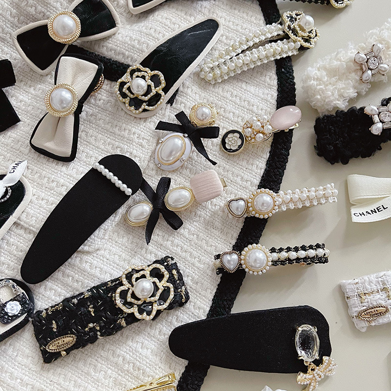 Korean-Style Light Luxury Black and White Flower Pearl Broken Hair Fringe Hairpin Girl Sweet Graceful Lovely BB Clip Hair Accessories Headdress