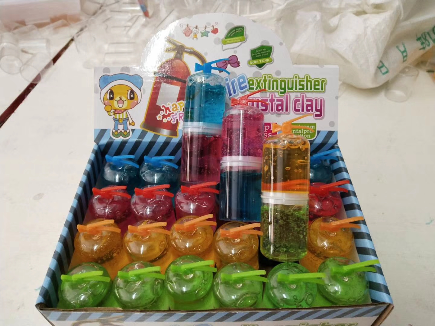 Medium fire extinguisher crystal mud Medium fire extinguisher crystal mud