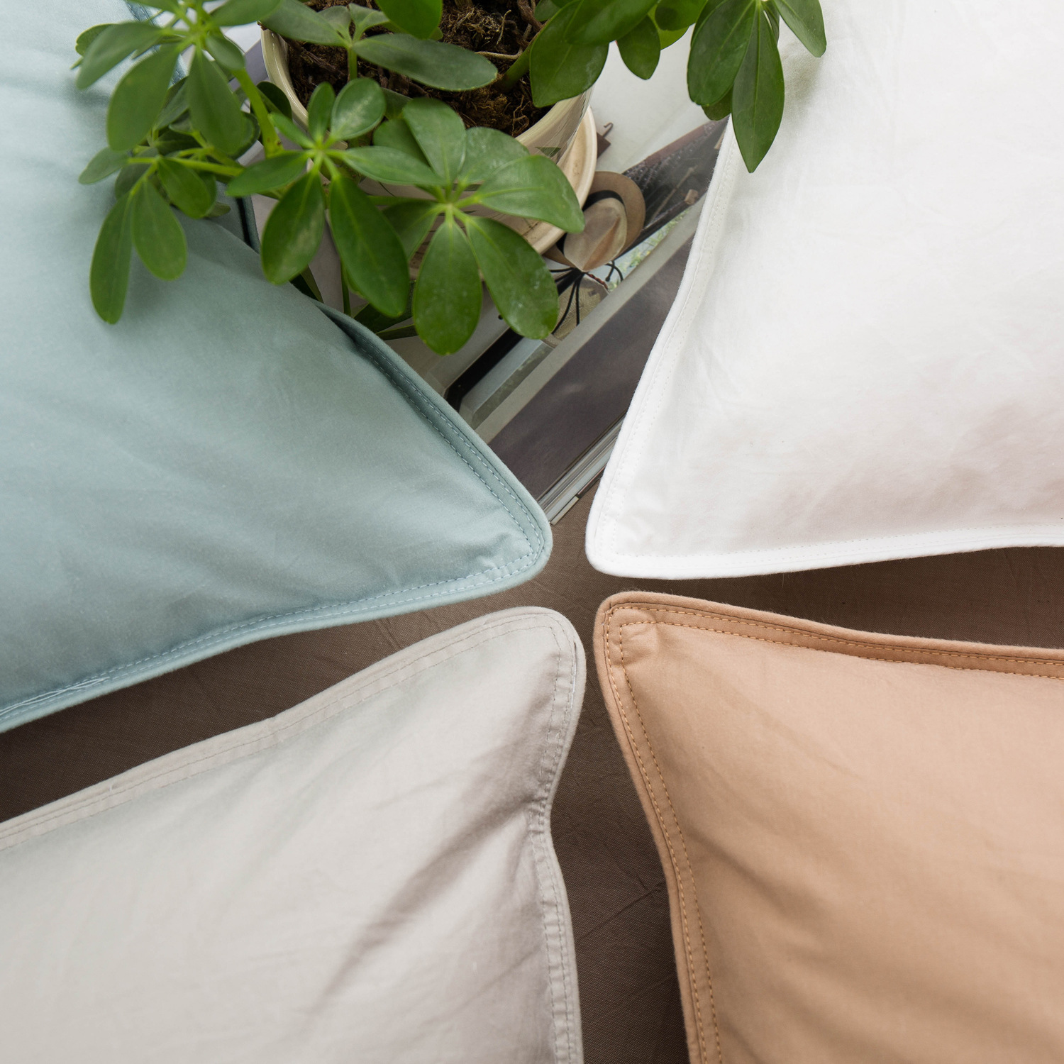 Manufacturer&#039;s Japanese-Style Silk Feather Pillow Cotton Silk Feather Pillow-Core Adult Single Pillow