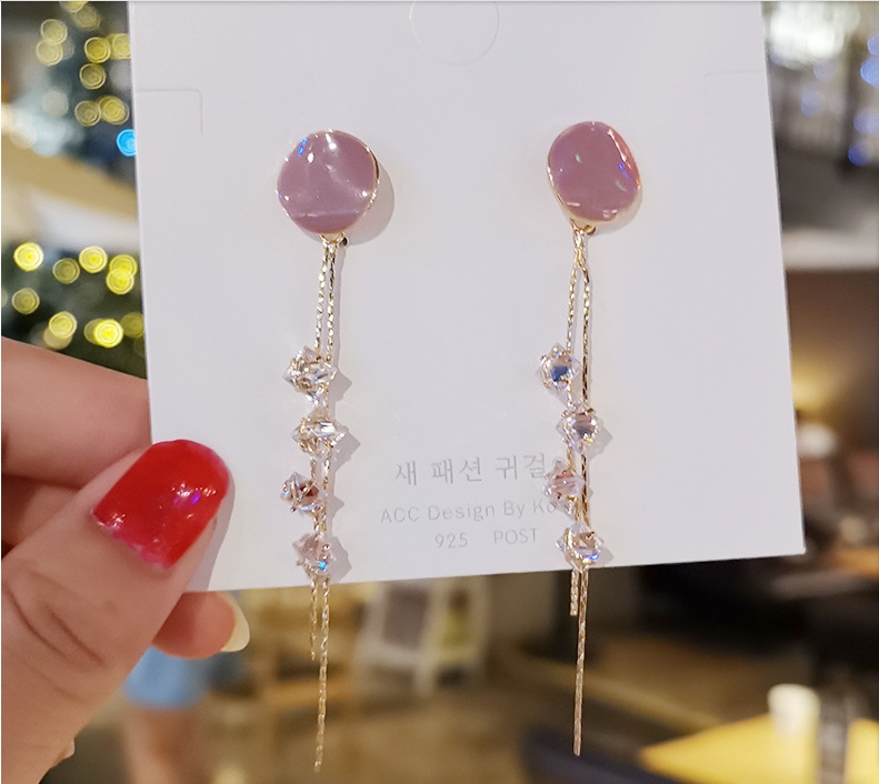 The tassel earring that shows face thin 2020 newstyle tide eardrop female net red temperament Korea is long money sterl