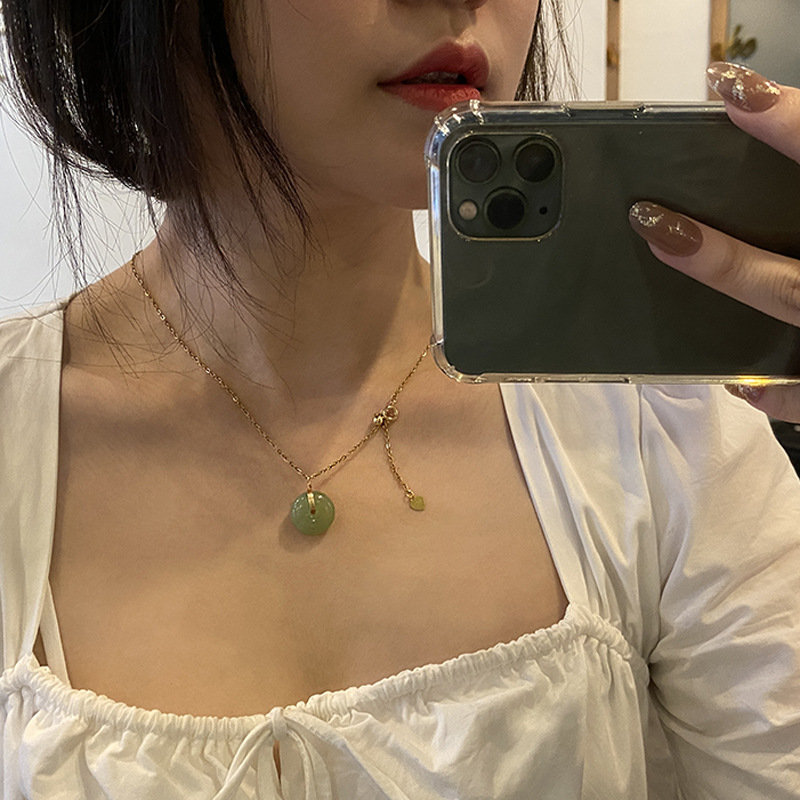 Qixi Gift Temperament Hotian Jade Pendant Men and Women Popular Peace Buckle Necklace Blessing Money Drawing Natural Chalcedony Necklace Qixi Gift Temperament Hotian Jade Pendant Men and Women Popular Peace Buckle Necklace Blessing Money Drawing Natural Chalcedony Necklace