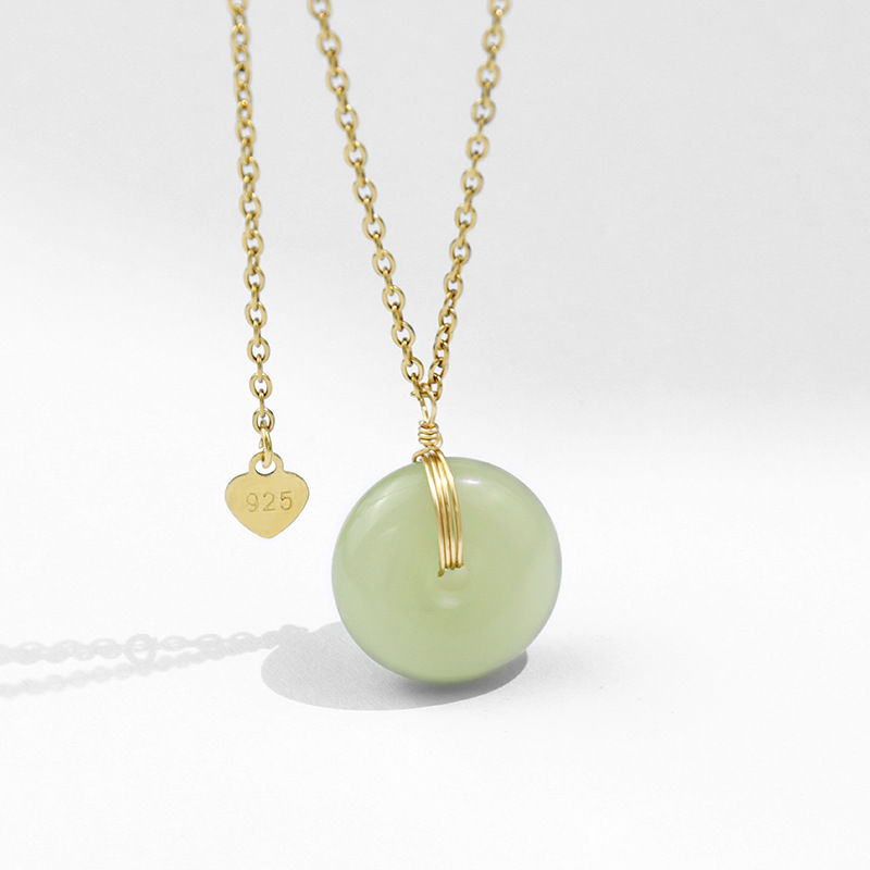 Qixi Gift Temperament Hotian Jade Pendant Men and Women Popular Peace Buckle Necklace Blessing Money Drawing Natural Chalcedony Necklace Qixi Gift Temperament Hotian Jade Pendant Men and Women Popular Peace Buckle Necklace Blessing Money Drawing Natural Chalcedony Necklace