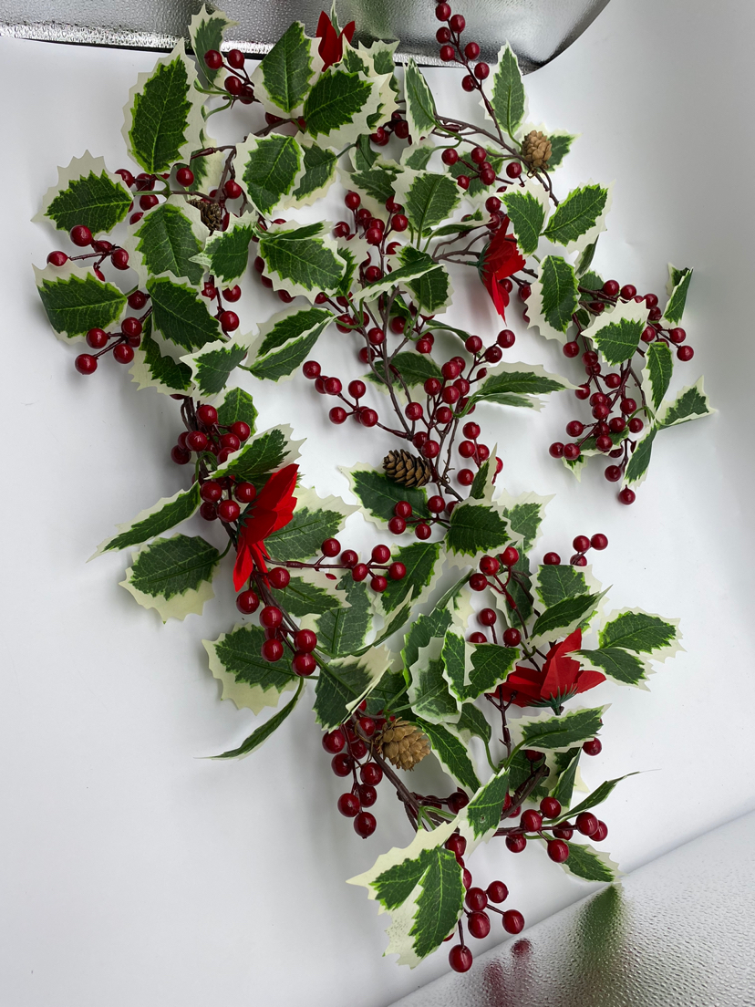 Christmas Wreath. Artificial Flower Leaf, Imitative Tree, Circle, Garland, Rattan