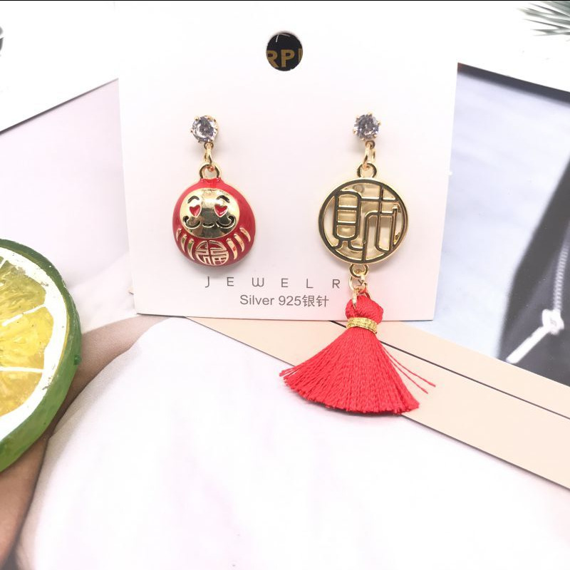 Sterling Silver Needle Fashion Creative Asymmetric Chinese Knot Lucky Cat Lantern Earrings for New Year XI Character Bridal Earrings Female