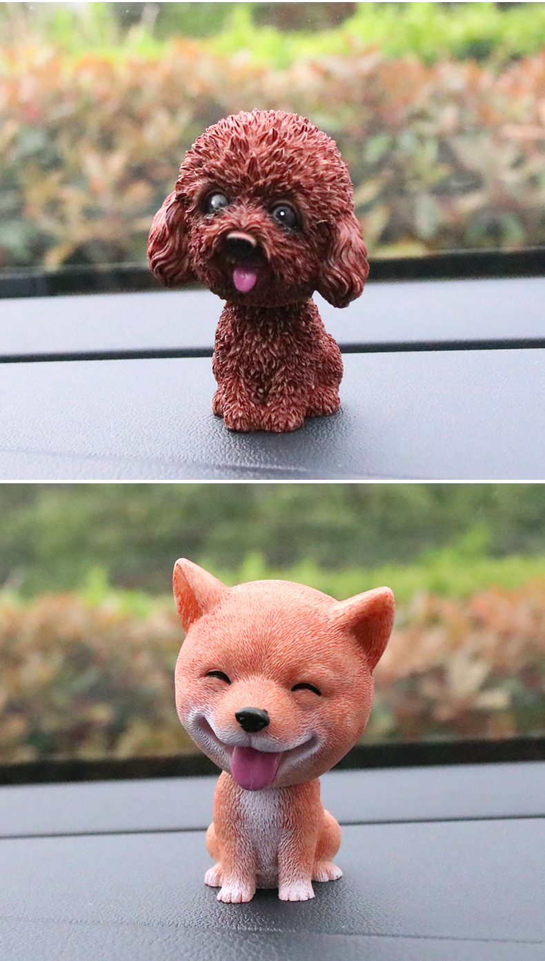 Shake head to simulate a dog car to set up a fortune car to shake a dog. Shake head to simulate a dog car to set up a fortune car to shake a dog.
