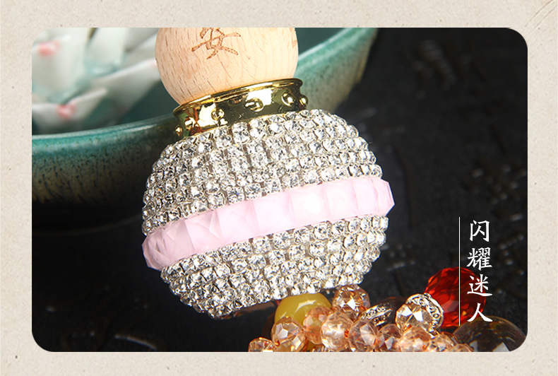 Point Diamond Gourd Perfume Bottle Automobile Hanging Ornament Ornaments inside Car Lucky Fortune Car Accessories Whole