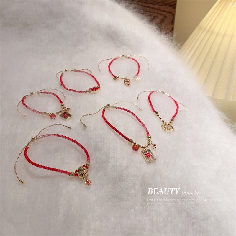 2021 New Year of the Year of the Tiger Red Rope Bracelet Female Woven Hand Strap Couple Fortune Red Chinese New Year Bracelet Female 2021 New Year of the Year of the Tiger Red Rope Bracelet Female Woven Hand Strap Couple Fortune Red Chinese New Year Bracelet Female