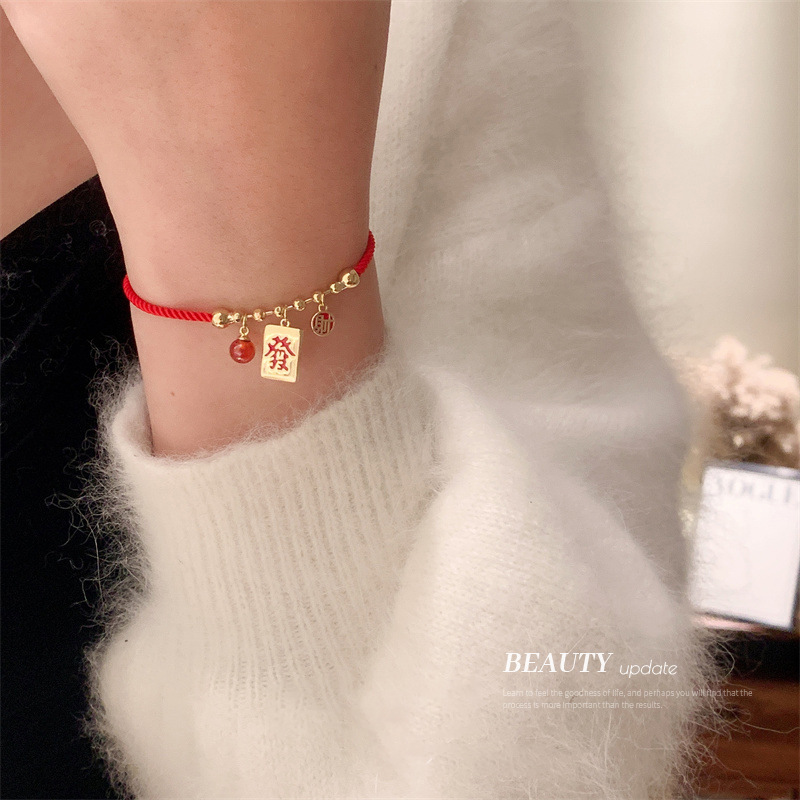 2021 New Year of the Year of the Tiger Red Rope Bracelet Female Woven Hand Strap Couple Fortune Red Chinese New Year Bracelet Female 2021 New Year of the Year of the Tiger Red Rope Bracelet Female Woven Hand Strap Couple Fortune Red Chinese New Year Bracelet Female