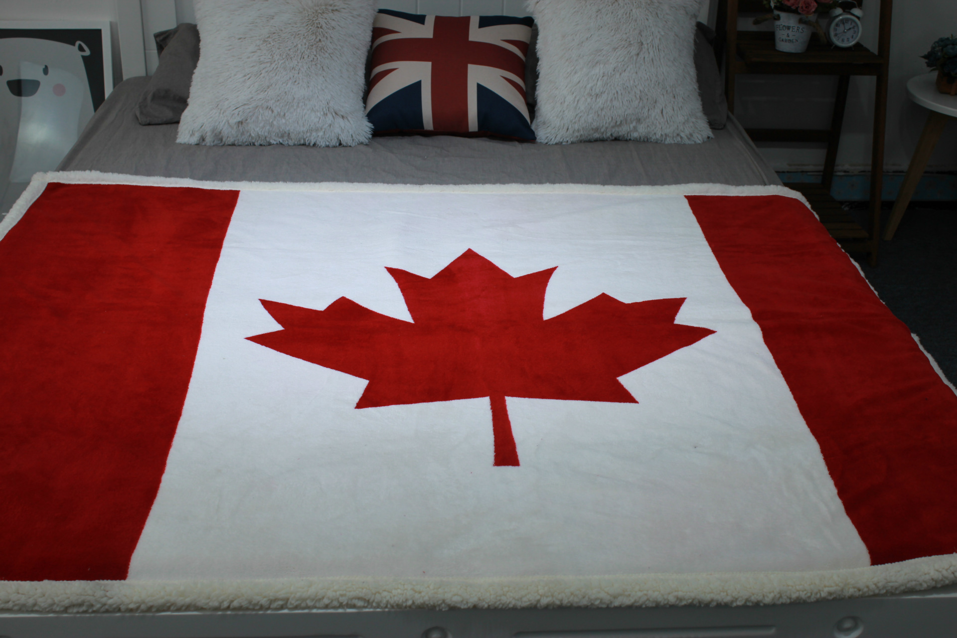 Available Foreign Trade UK Union Flag US Stars and Stripes Flag Canada Maple Leaf Flag Flannel DoubleLayer Blanket Available Foreign Trade UK Union Flag US Stars and Stripes Flag Canada Maple Leaf Flag Flannel DoubleLayer Blanket