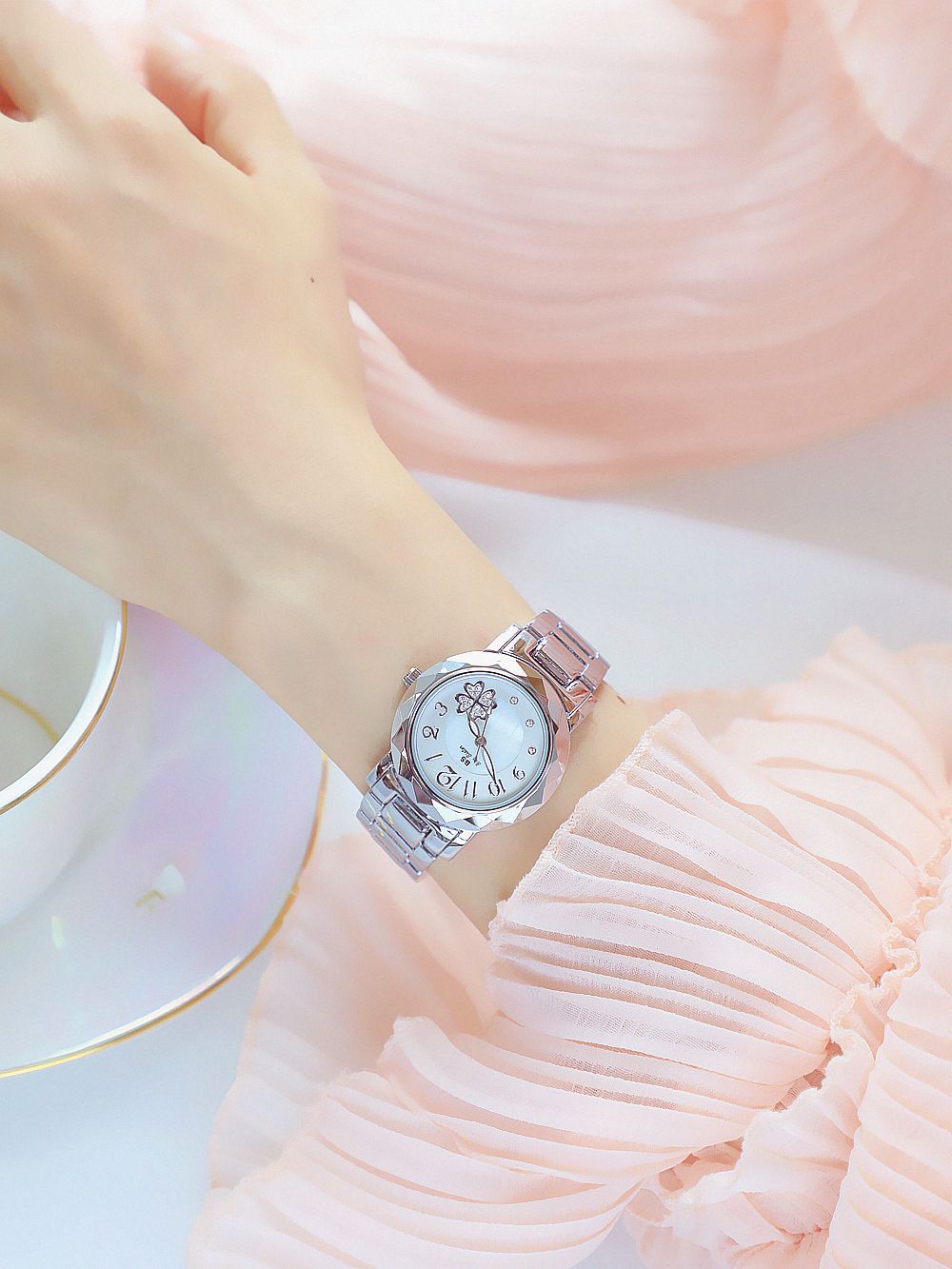 BS New Arrival Hot Sale Watch Factory Direct Sales Foreign Trade Linked List Customization Women's Watch Full of Diamonds One Piece Dropshipping Fa1481