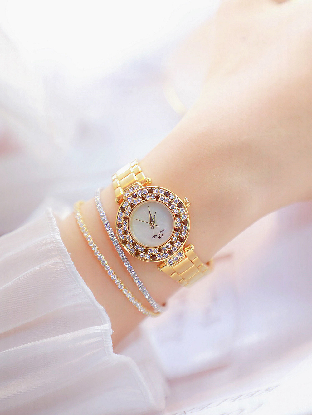 BS New Arrival Hot Sale Watch Factory Direct Sales Foreign Trade Linked List Customization Women's Watch Full of Diamonds Generation Fa1625