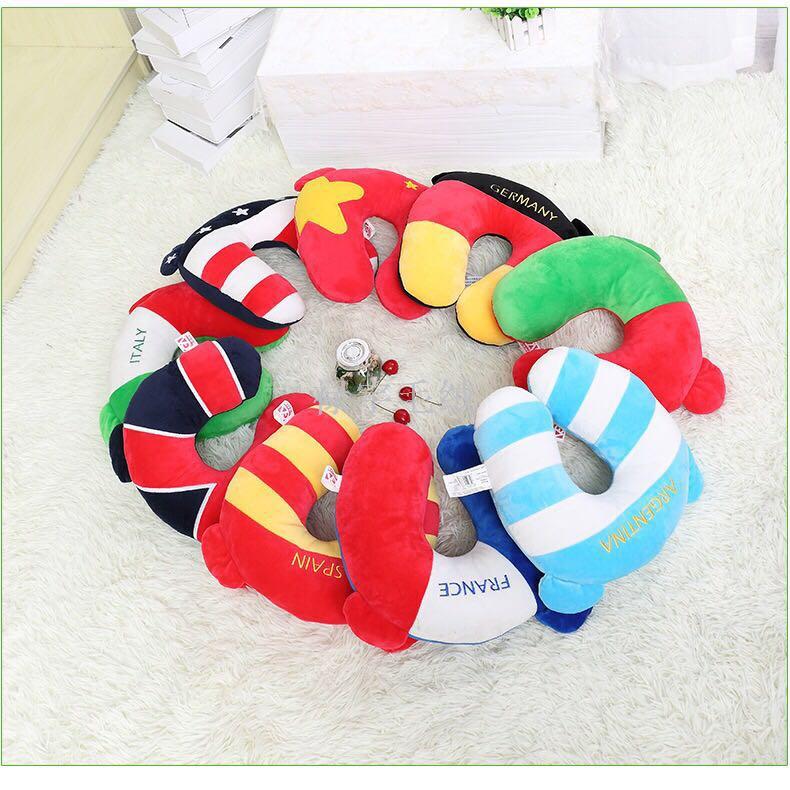 International national flag U pillow pillow pillow neck pillow creative souvenir gift trade hot style.