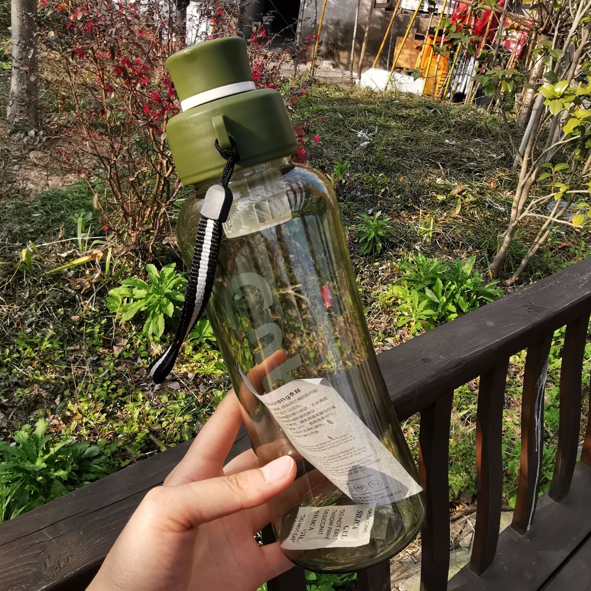 Chuangzi mother cover outdoor portable space cup large capacity disposable cup plastic sports water cup