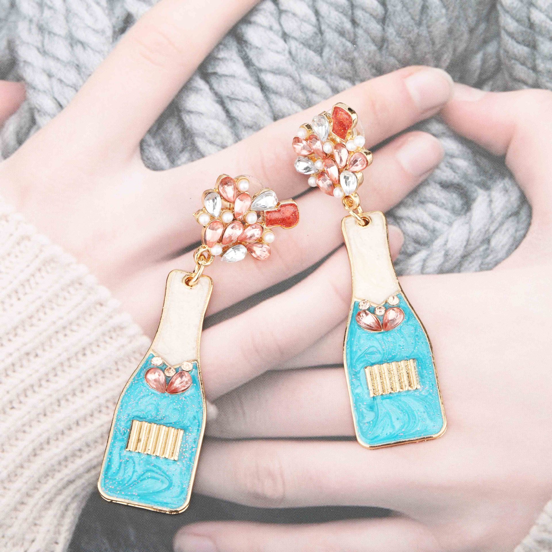 Cross Border Diamond OilCoated Wine Bottle HighEnd Earrings Women's French Romantic HighEnd Luxury Earrings Earrings