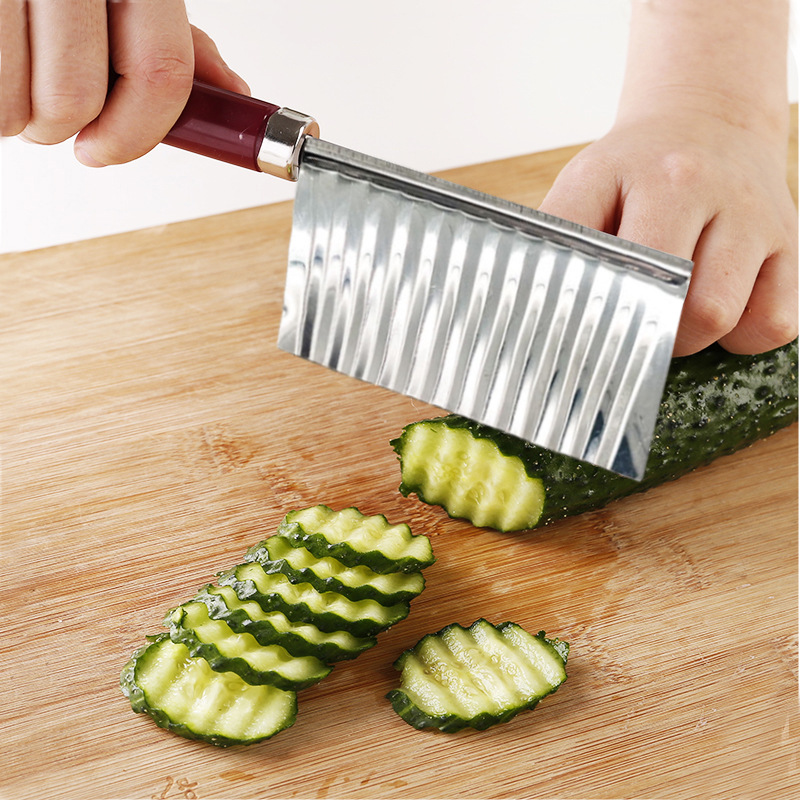 Wholesale Fancy Slice Wave Cutter Kitchen Knife Potato Chips Strip Cutter Household Wolf Tooth Potato Knife Ripple Knife