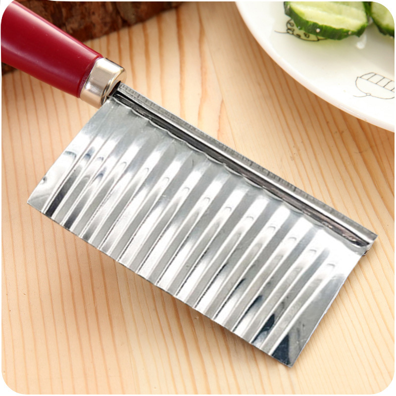 Wholesale Fancy Slice Wave Cutter Kitchen Knife Potato Chips Strip Cutter Household Wolf Tooth Potato Knife Ripple Knife