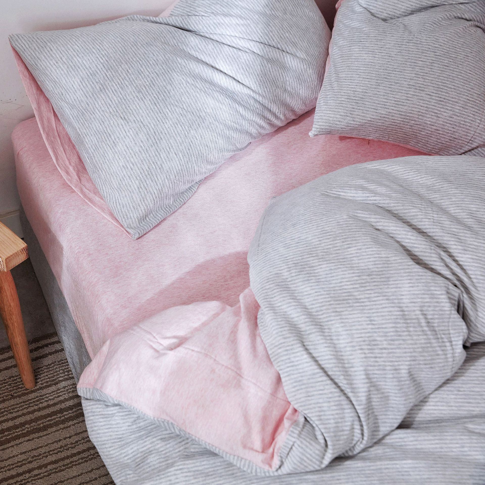 Four-Piece Set of Japanese Style Muji Knitted Cotton Striped Bedding Set 1.5 1.8 M Bedding Wholesale