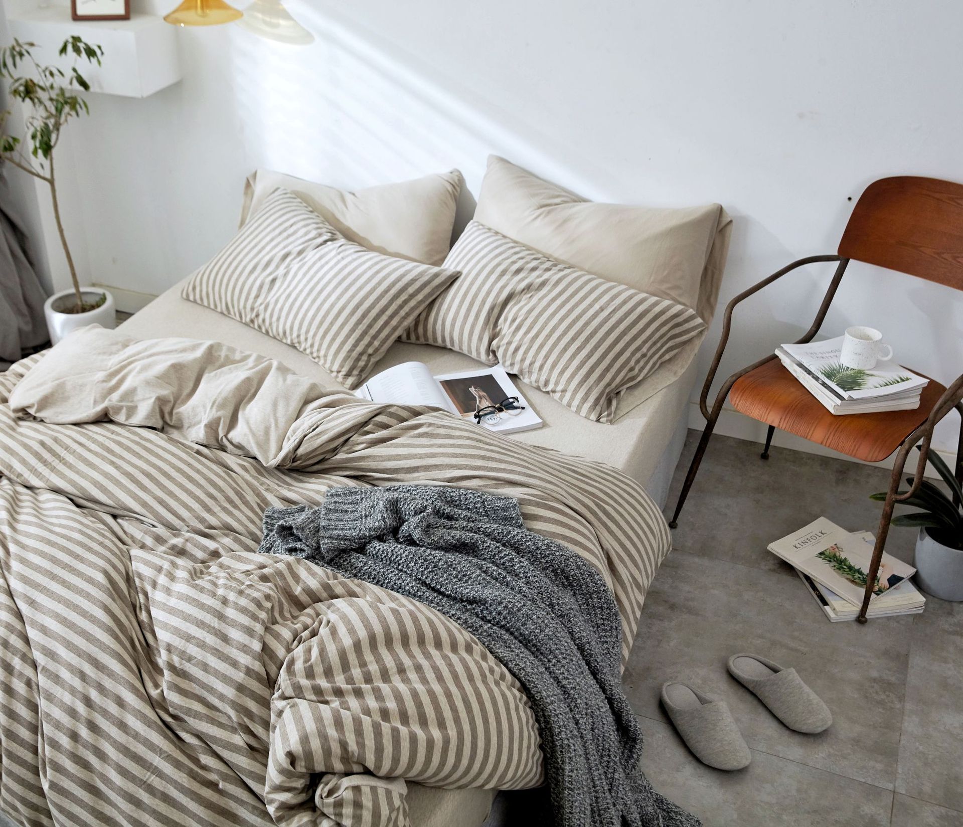 Four-Piece Set of Japanese Style Muji Knitted Cotton Striped Bedding Set 1.5 1.8 M Bedding Wholesale