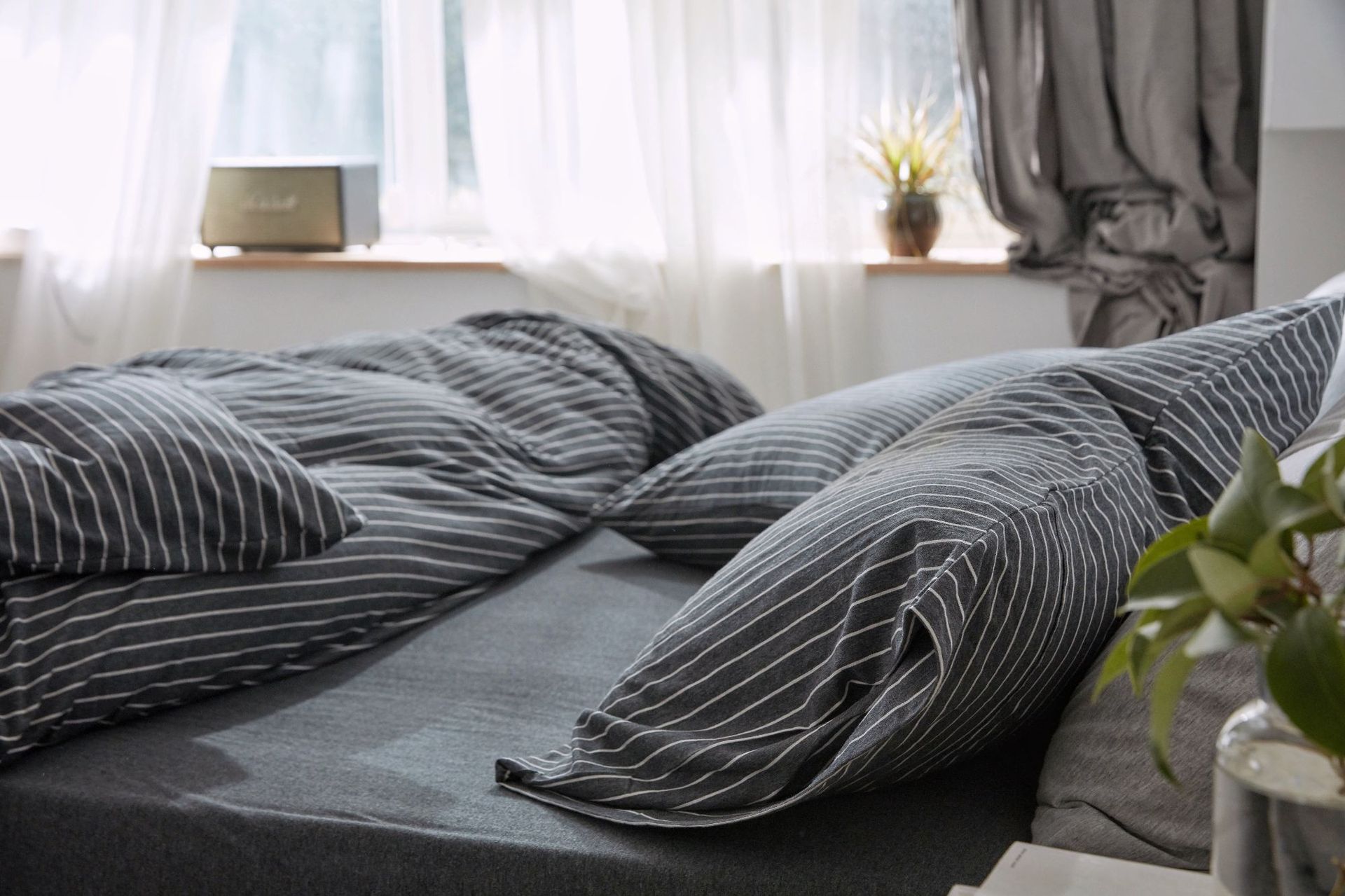 Four-Piece Set of Japanese Style Muji Knitted Cotton Striped Bedding Set 1.5 1.8 M Bedding Wholesale