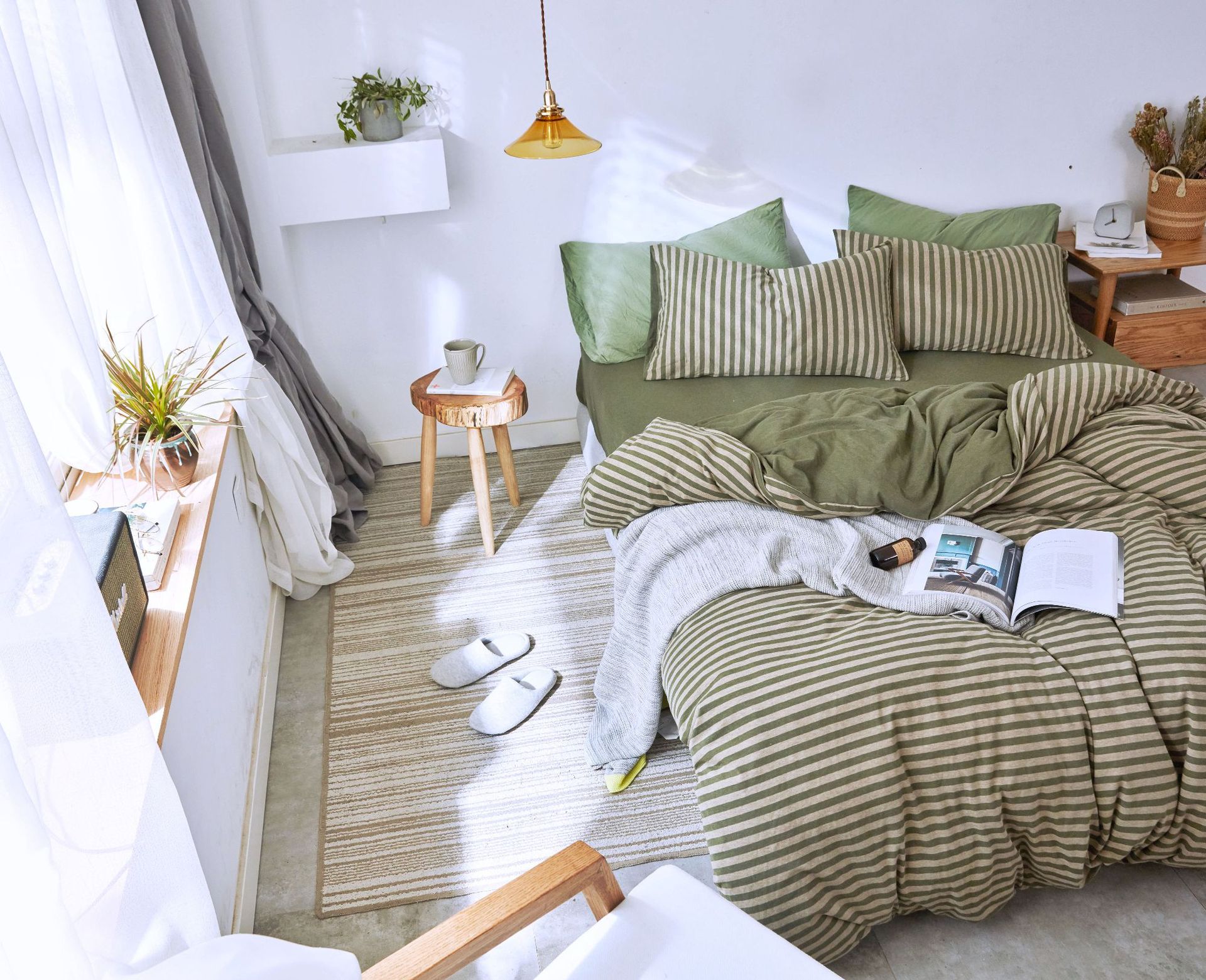 Four-Piece Set of Japanese Style Muji Knitted Cotton Striped Bedding Set 1.5 1.8 M Bedding Wholesale