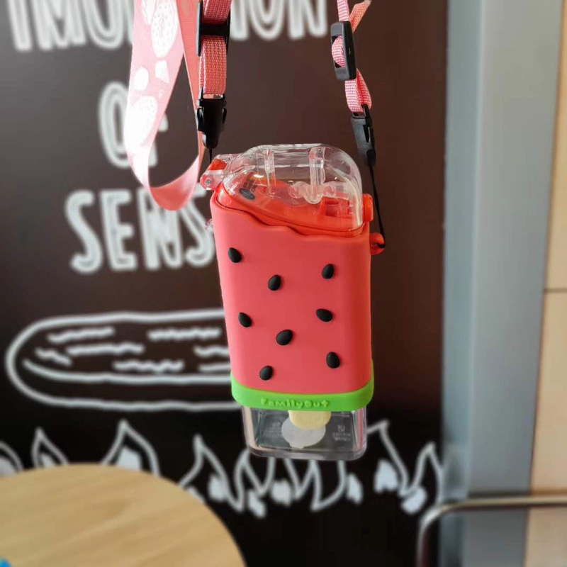 Celebrity Ice Cream Water Bottle Children like overtheShoulder Water Cup Removable Design 300ml Toddler Water Bottle