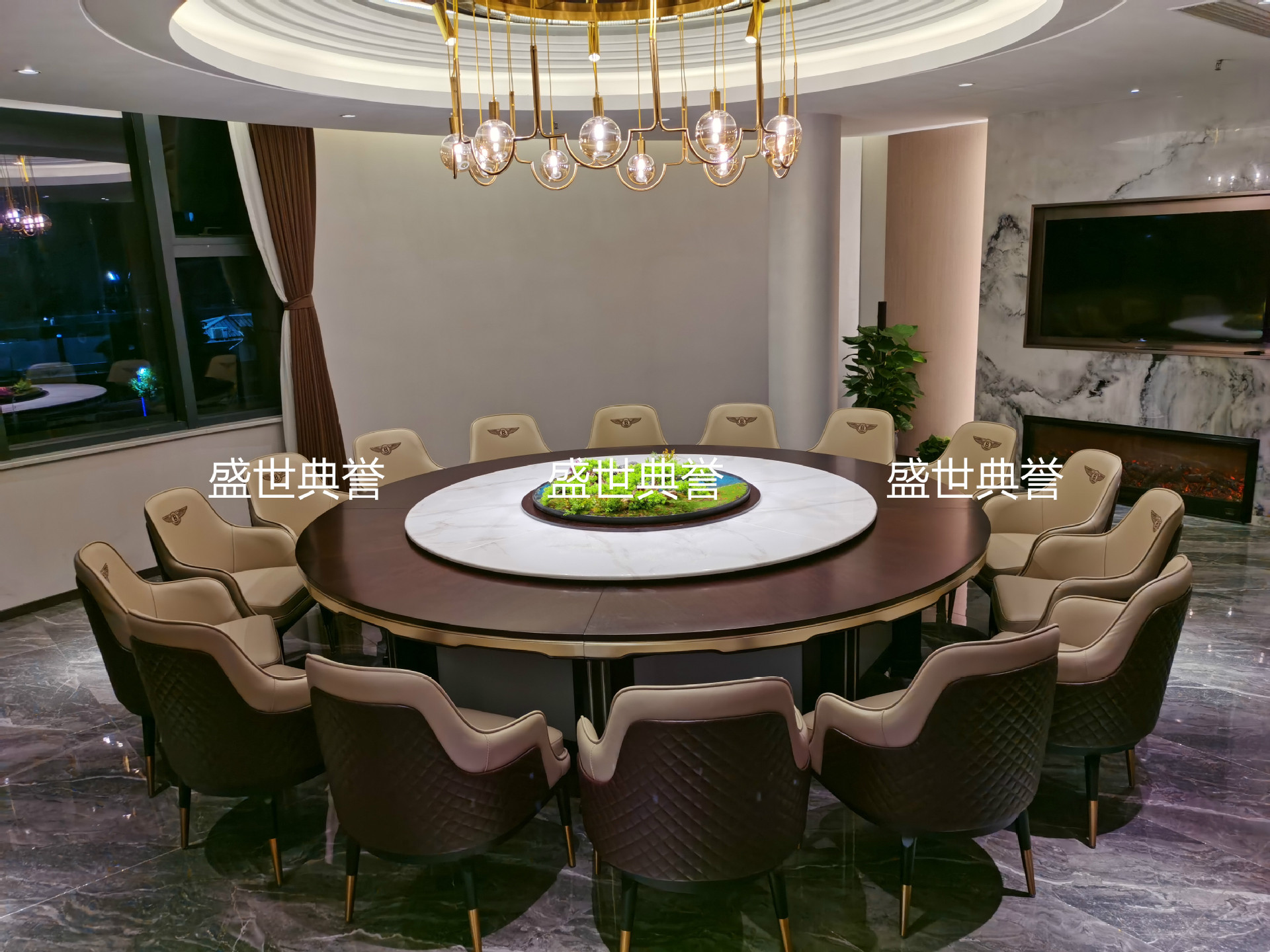 Seafood Hotel Solid Wood Electric Dining Table and Chair Restaurant Modern Light Luxury Solid Wood Chair Bentley Chair