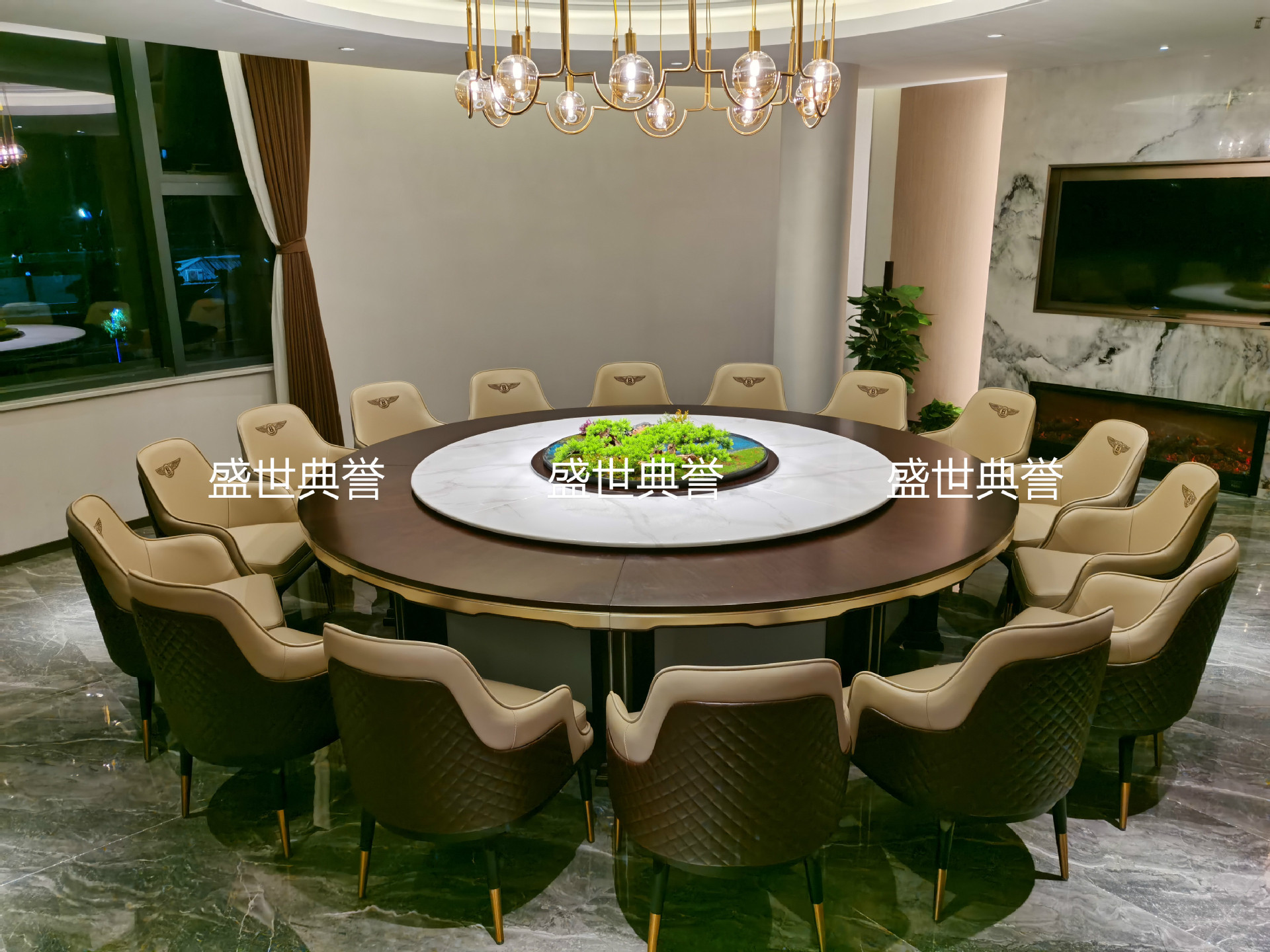 Seafood Hotel Solid Wood Electric Dining Table and Chair Restaurant Modern Light Luxury Solid Wood Chair Bentley Chair