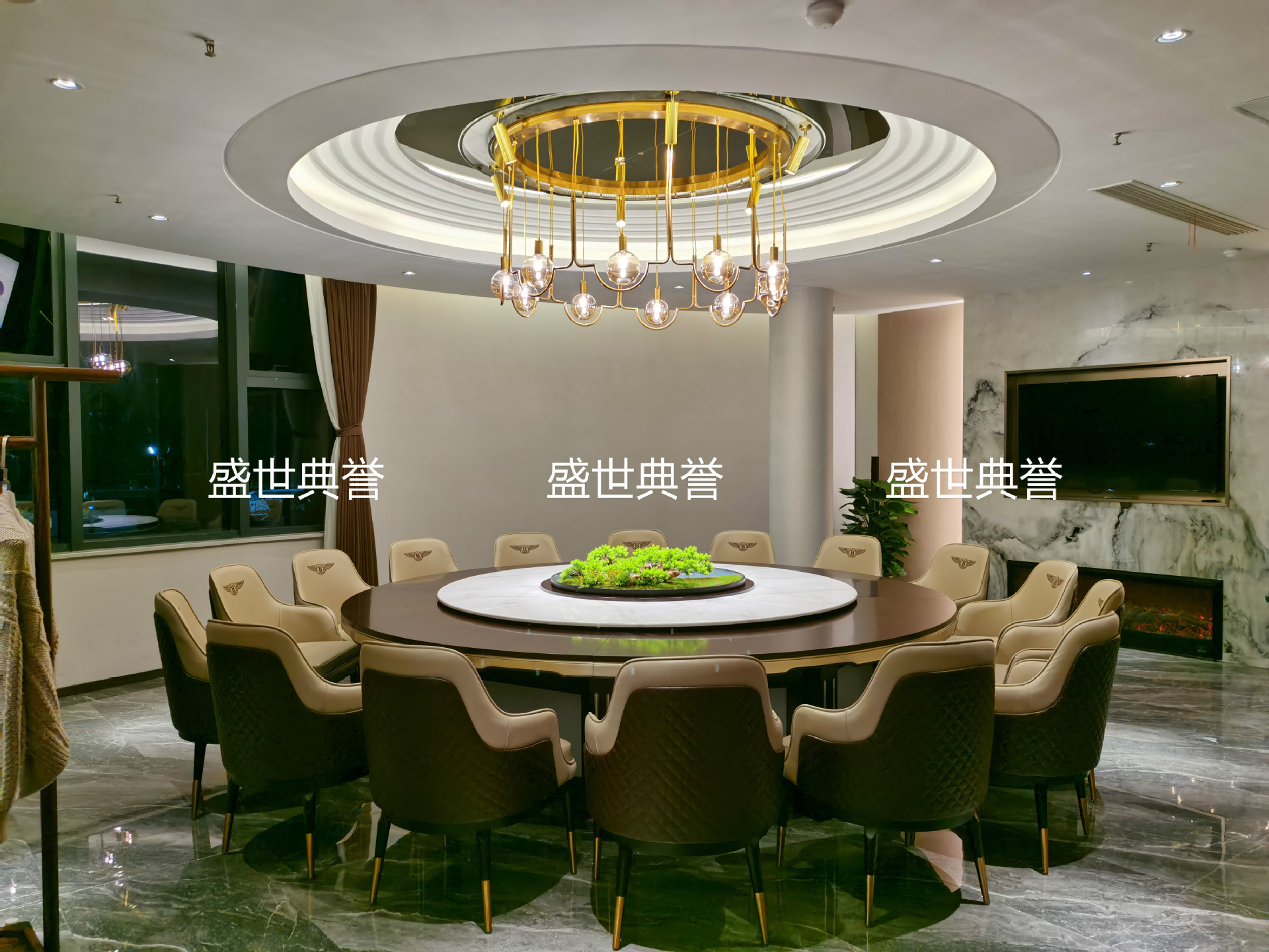 Seafood Hotel Solid Wood Electric Dining Table and Chair Restaurant Modern Light Luxury Solid Wood Chair Bentley Chair