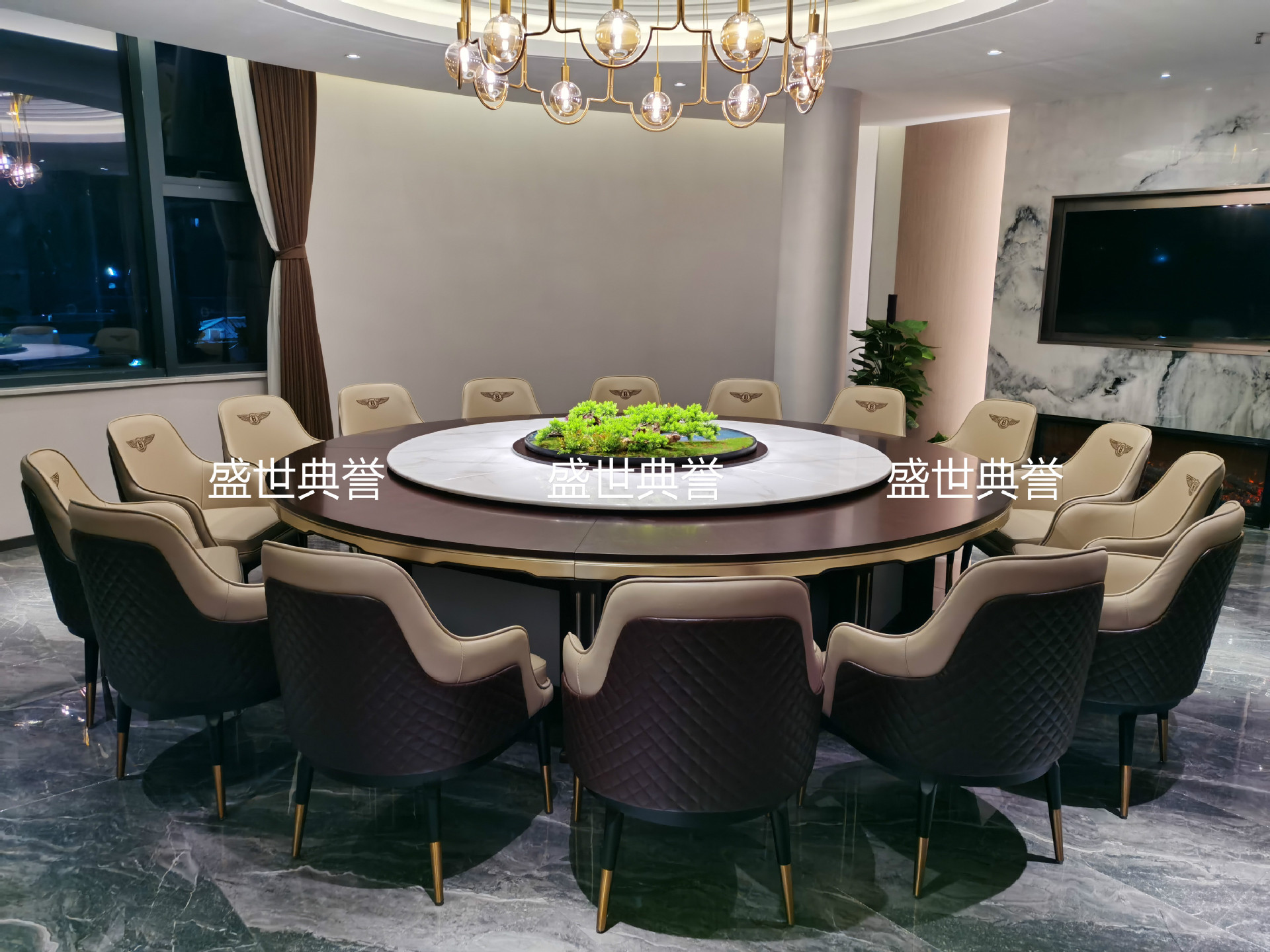 Seafood Hotel Solid Wood Electric Dining Table and Chair Restaurant Modern Light Luxury Solid Wood Chair Bentley Chair