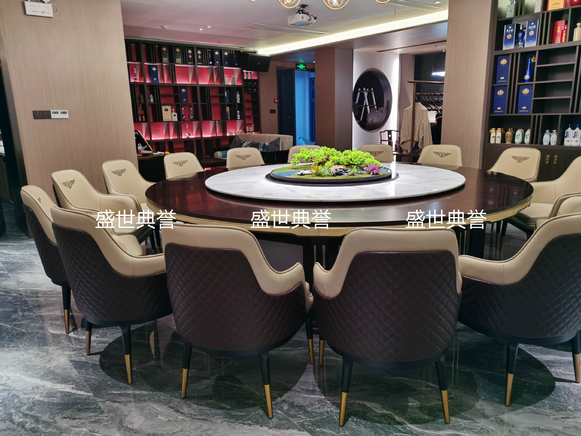 Seafood Hotel Solid Wood Electric Dining Table and Chair Restaurant Modern Light Luxury Solid Wood Chair Bentley Chair