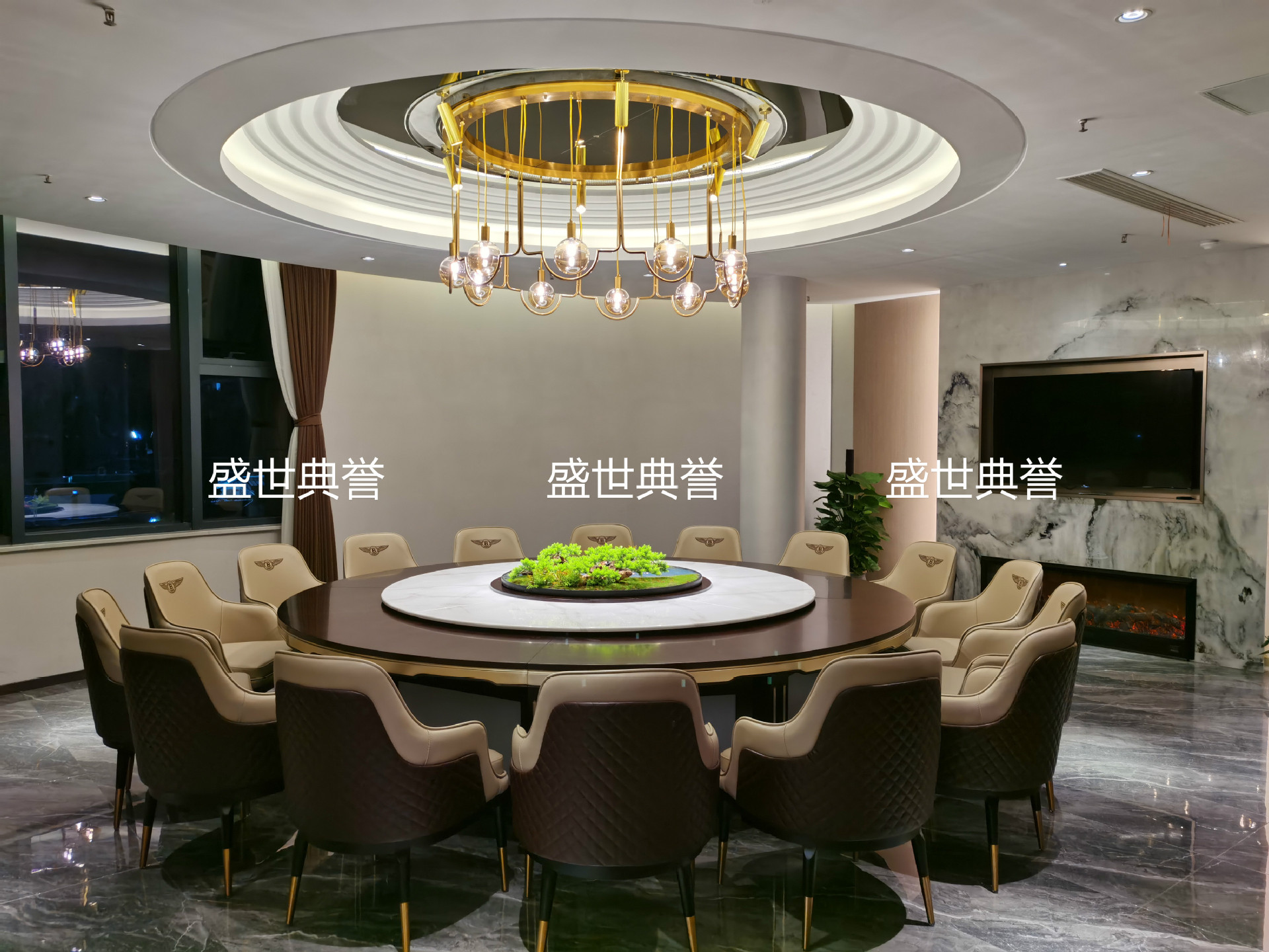 Seafood Hotel Solid Wood Electric Dining Table and Chair Restaurant Modern Light Luxury Solid Wood Chair Bentley Chair