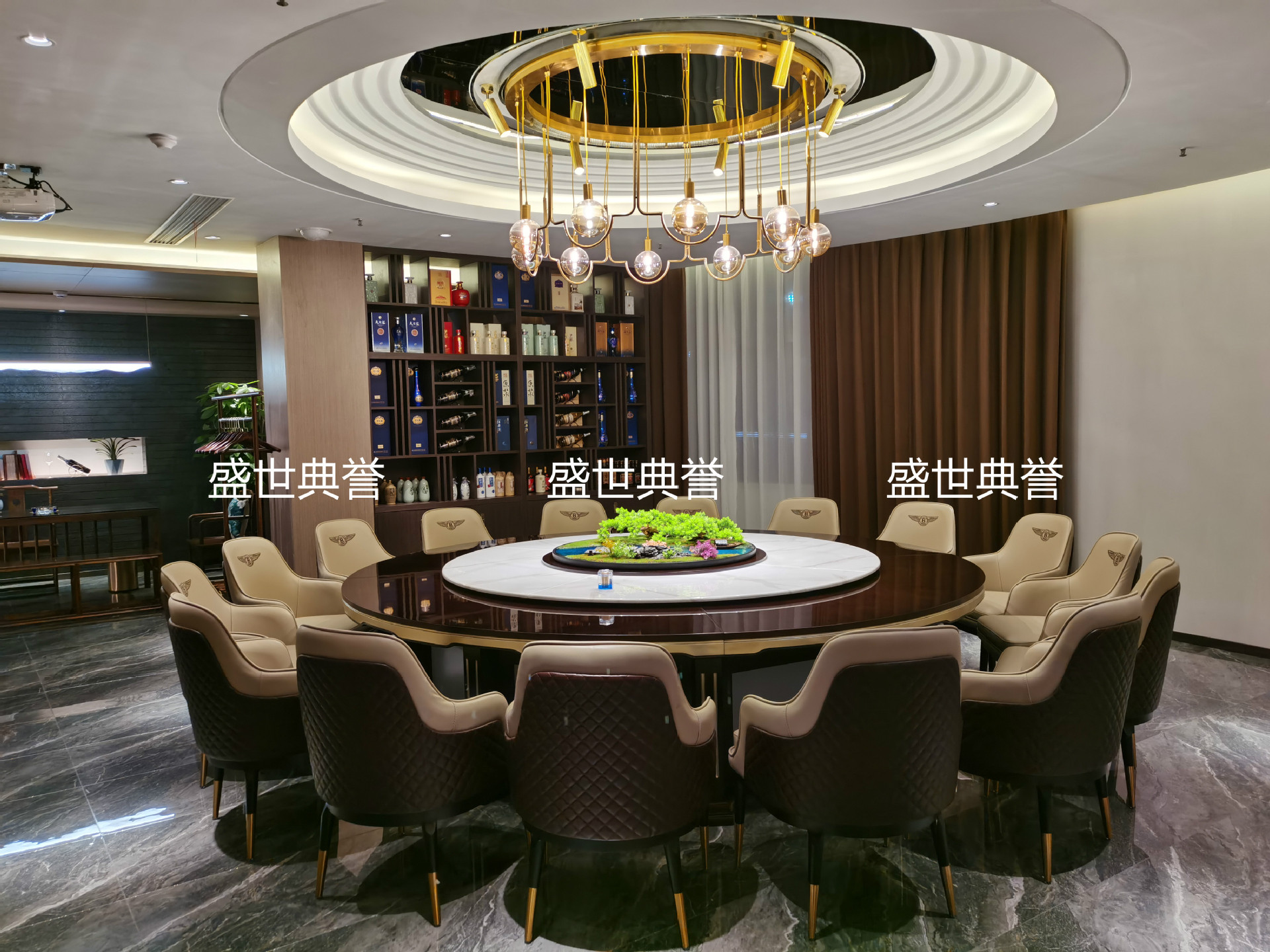 Seafood Hotel Solid Wood Electric Dining Table and Chair Restaurant Modern Light Luxury Solid Wood Chair Bentley Chair