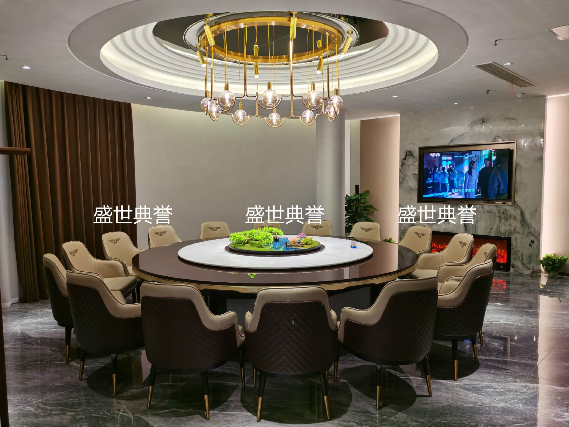 Seafood Hotel Solid Wood Electric Dining Table and Chair Restaurant Modern Light Luxury Solid Wood Chair Bentley Chair