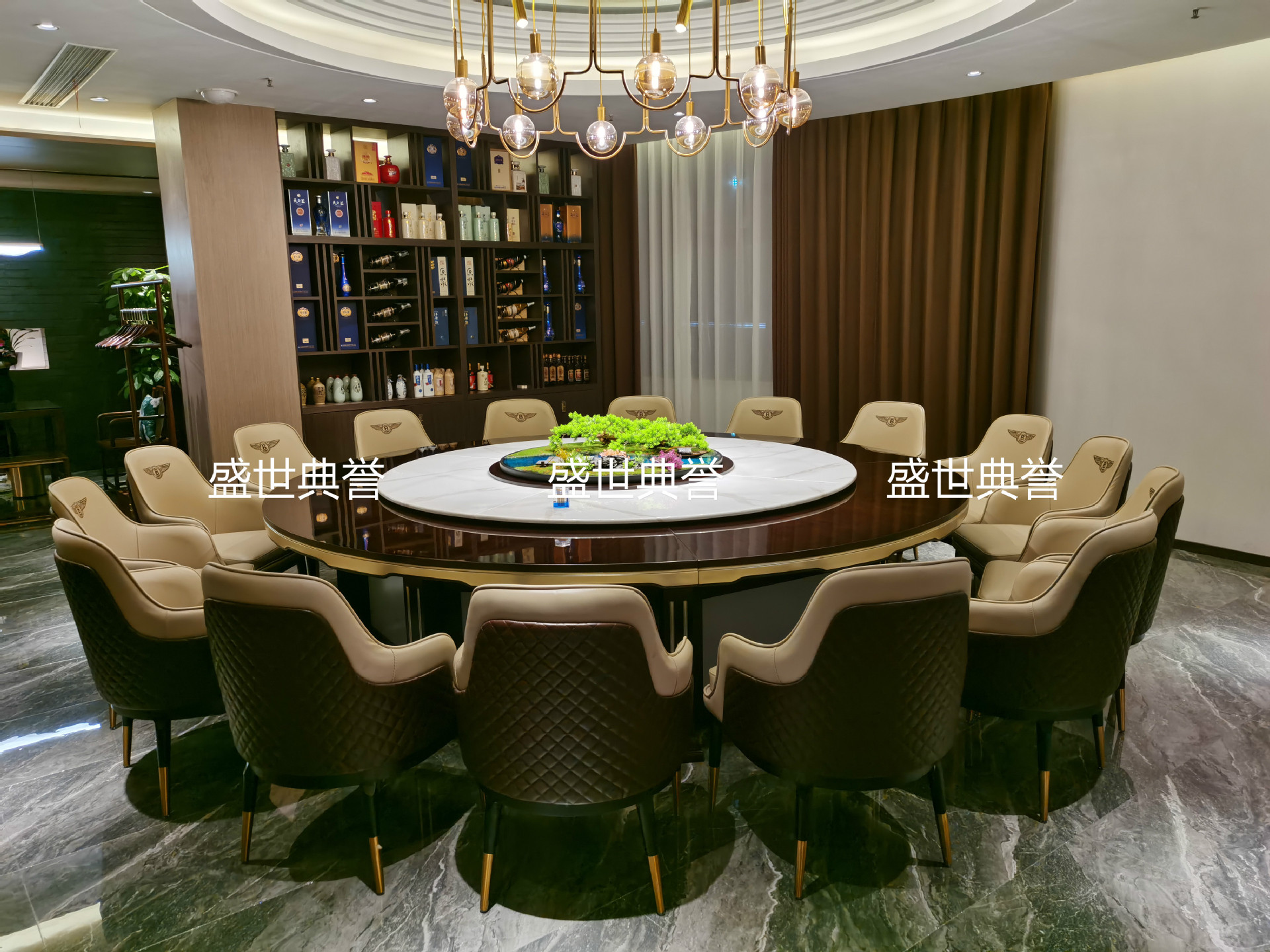 Seafood Hotel Solid Wood Electric Dining Table and Chair Restaurant Modern Light Luxury Solid Wood Chair Bentley Chair