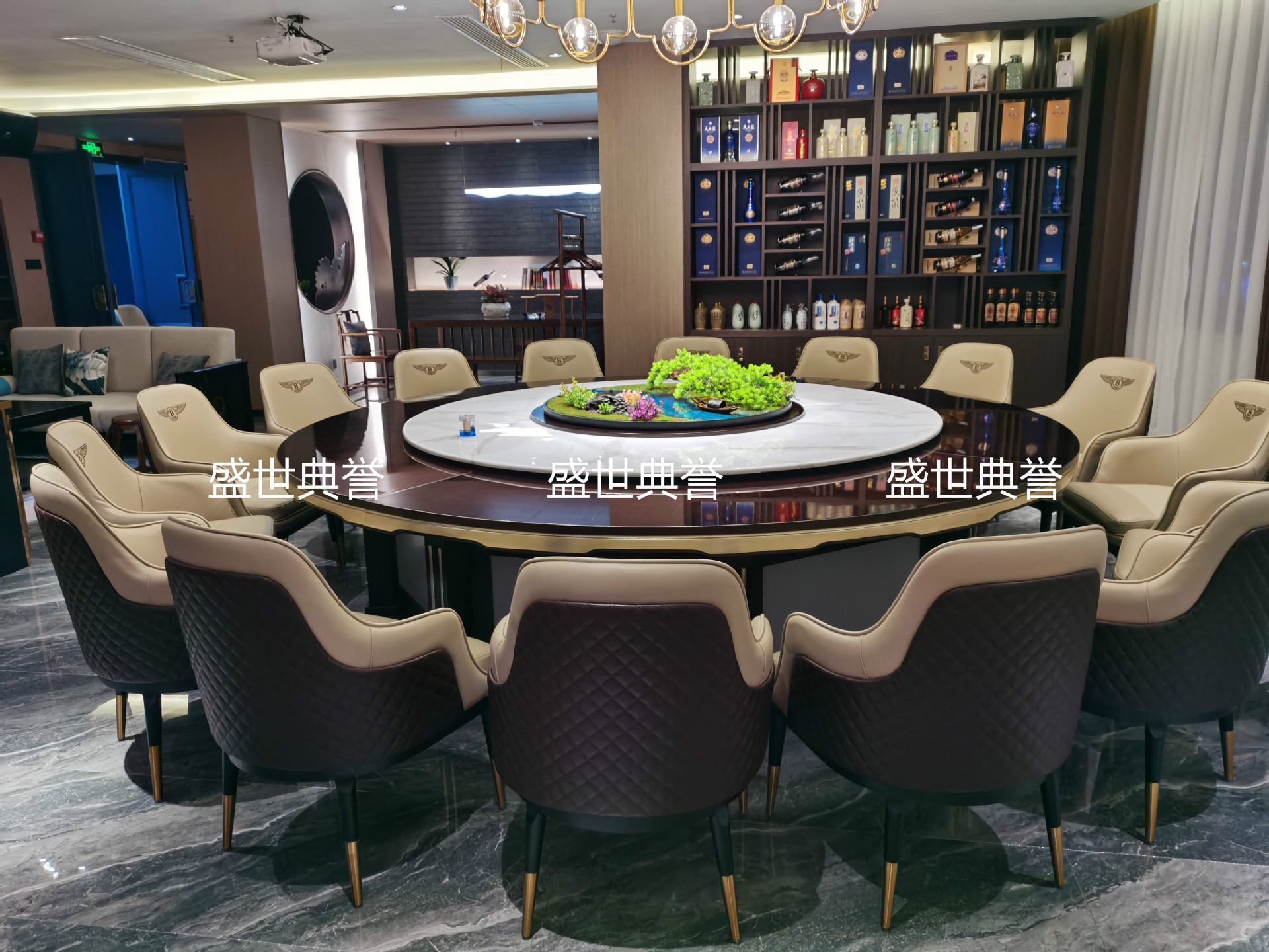 Seafood Hotel Solid Wood Electric Dining Table and Chair Restaurant Modern Light Luxury Solid Wood Chair Bentley Chair