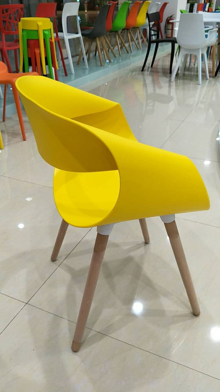 Nordic Eames Chair Negotiation Table and Chair Combination Simple Modern Leisure Reception Cool Creative Lounge Chair