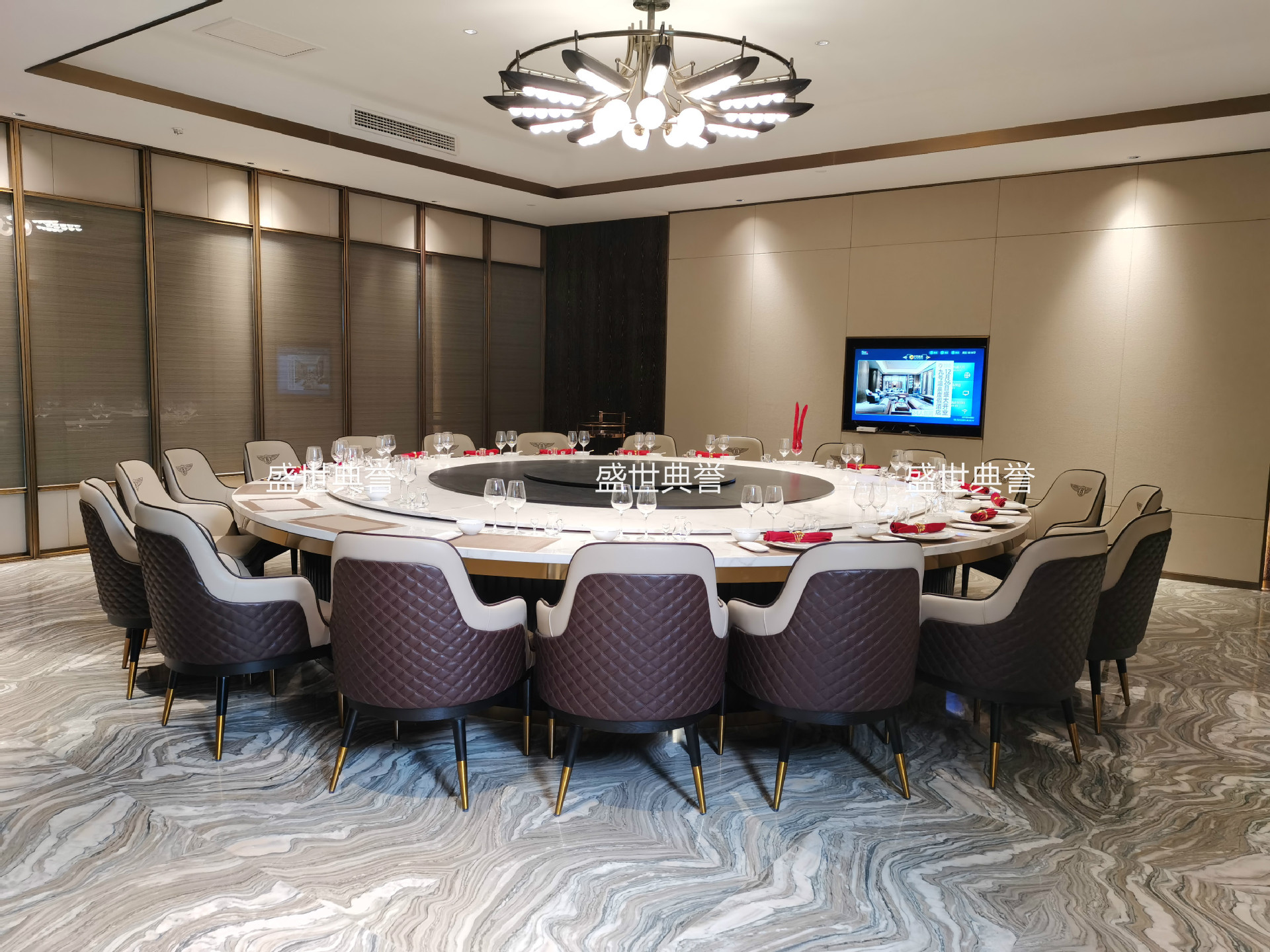 Resort Hotel Solid Wood Electric Dining Table and Chair Villa Solid Wood Dining Chair Restaurant Box Bentley Chair