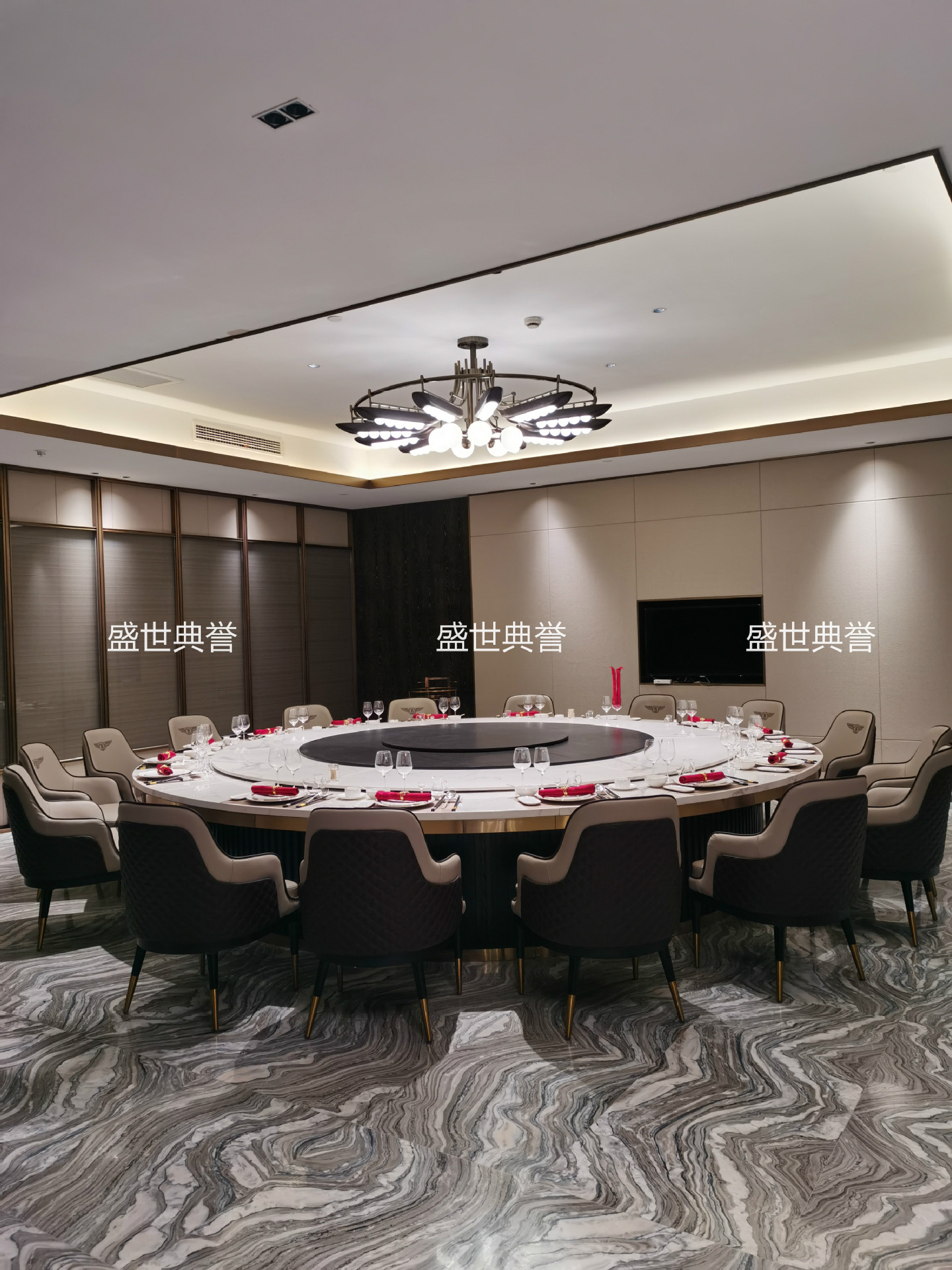Resort Hotel Solid Wood Electric Dining Table and Chair Villa Solid Wood Dining Chair Restaurant Box Bentley Chair