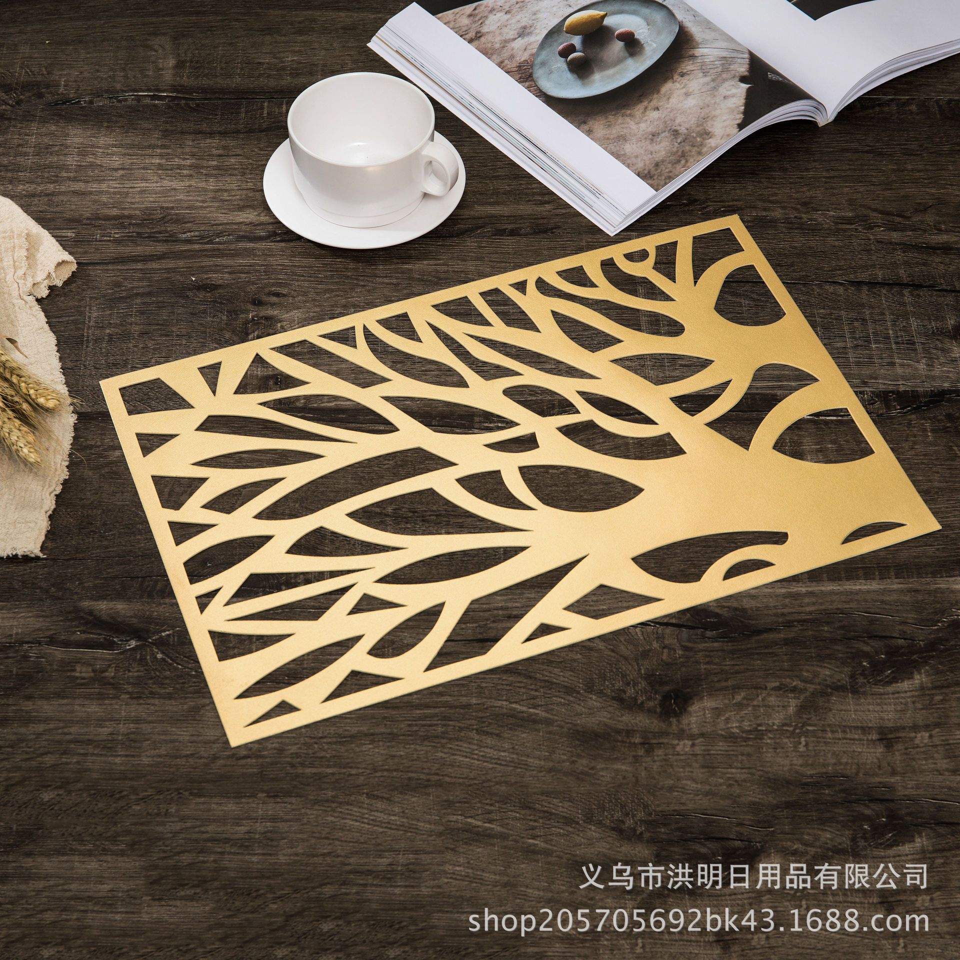 Simple Bronzing PVC Thermal Shielded Table Mat Placemat Golden Hollow Decorative Pad Coffee Table Tray Bowl Coaster Cup Coaster Western-Style Placemat Simple Bronzing PVC Thermal Shielded Table Mat Placemat Golden Hollow Decorative Pad Coffee Table Tray Bowl Coaster Cup Coaster Western-Style Placemat
