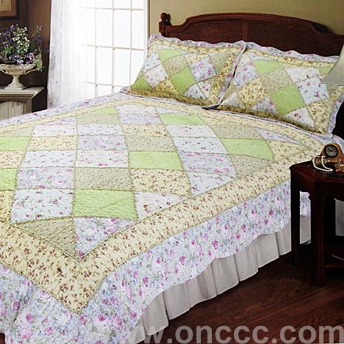 Plaid cotton bedding set of three